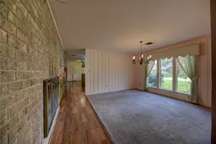 687 Bending Oaks Dr, Bellville, TX 77418 - Photo 21