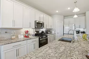 2725 Arbor Edge Crossing, La Marque, TX 77568 - Photo 13