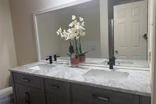 9814 Revelstoke Dr, Houston, TX 77086 - Photo 11