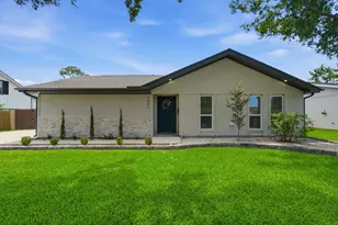 2603 Baycrest Dr, Houston, TX 77058 - Photo 1