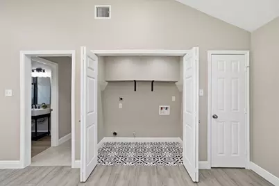 2603 Baycrest Drive, Houston, TX 77058 - Photo 17