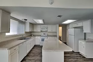 17019 Artwood Ln, Houston, TX 77489 - Photo 9