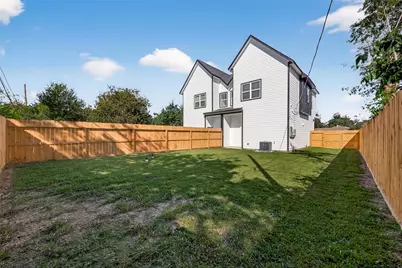 5642 Hirondel Street, Houston, TX 77033 - Photo 39