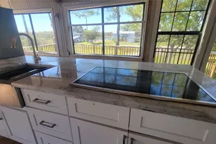 12018 Sandpiper Rd, Angleton, TX 77515 - Photo 11