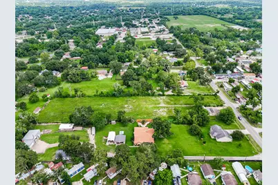 3431 McKinney Road, Baytown, TX 77521 - Photo 3