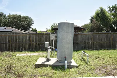 104 Devi Lane, Pearland, TX 77584 - Photo 3