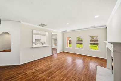 215 Crabapple Drive, Baytown, TX 77520 - Photo 17