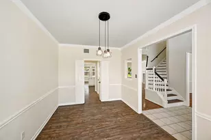 215 Crabapple Dr, Baytown, TX 77520 - Photo 7