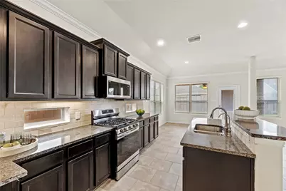 5205 Rainy Garden Court, Rosharon, TX 77583 - Photo 3