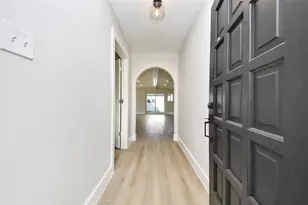 8114 Pella Dr, Houston, TX 77036 - Photo 3