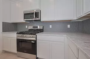 8928 Covenant Pl, Houston, TX 77055 - Photo 9