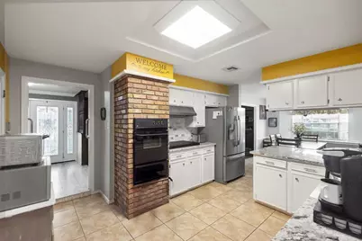 2718 Lufkin Lane, Deer Park, TX 77536 - Photo 9