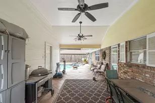 2718 Lufkin Ln, Deer Park, TX 77536 - Photo 23