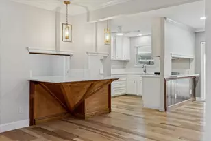 10422 Raritan Dr, Houston, TX 77043 - Photo 7