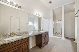 119 Lissa Ln, Sugar Land, TX 77479 - Photo 15