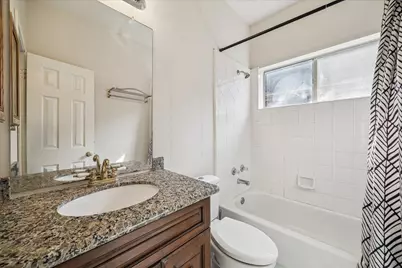 119 Lissa Lane, Sugar Land, TX 77479 - Photo 11