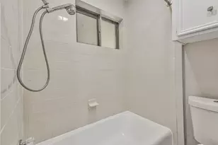 2302 E Clare St, Deer Park, TX 77536 - Photo 23