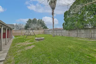 2302 E Clare St, Deer Park, TX 77536 - Photo 33