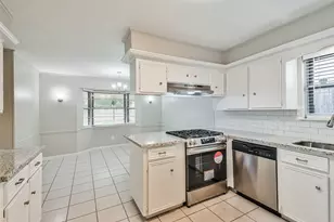 2302 E Clare St, Deer Park, TX 77536 - Photo 13