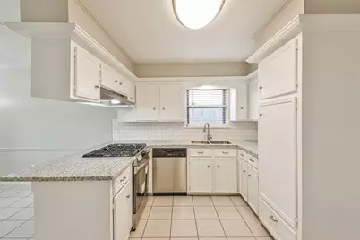 2302 E Clare Street, Deer Park, TX 77536 - Photo 11