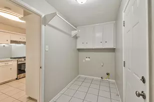 2302 E Clare St, Deer Park, TX 77536 - Photo 17