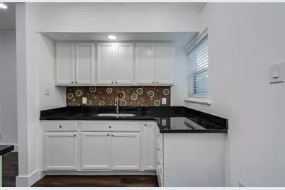 7530 Park Place Boulevard, Houston, TX 77087 - Photo 19