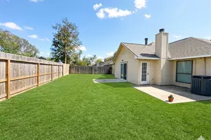 15731 Castorglen Dr, Houston, TX 77598 - Photo 17