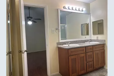 15731 Castorglen Drive, Houston, TX 77598 - Photo 15