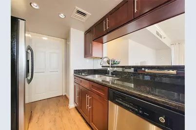 3525 Sage Road #303, Houston, TX 77056 - Photo 23