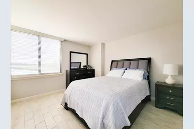3525 Sage Road #303, Houston, TX 77056 - Photo 29