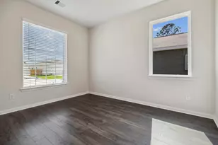 15631 Plum Brk Dr, Conroe, TX 77303 - Photo 1