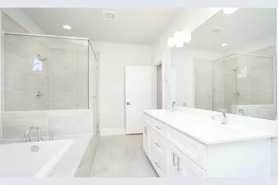 836 Fisher Street #B, Houston, TX 77018 - Photo 9