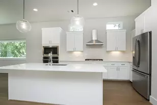 836 Fisher St, Houston, TX 77018 - Photo 5