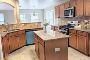 2423 Daneswood Ct, Spring, TX 77388 - Photo 5