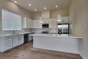 6315 Paddington Bnd Dr, Houston, TX 77008 - Photo 9
