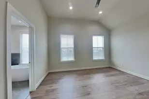 6315 Paddington Bnd Dr, Houston, TX 77008 - Photo 11