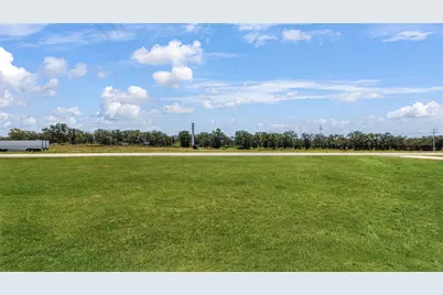 3924 Us-290 E, Paige, TX 78659 - Photo 1