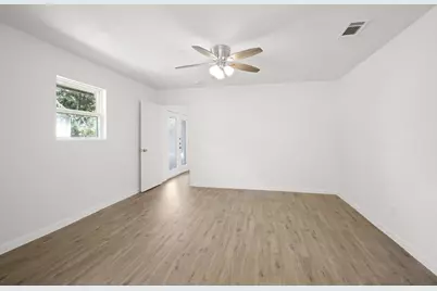 24607 Green Moss Drive, Houston, TX 77336 - Photo 13