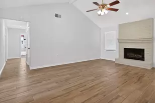 15830 Alger Dr, Missouri City, TX 77489 - Photo 5