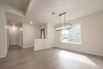 416 Heatherwood Court, League City, TX 77573 - Photo 9