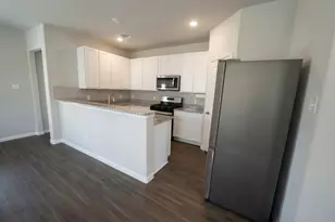 304 Caribou Ct, Huntsville, TX 77320 - Photo 11