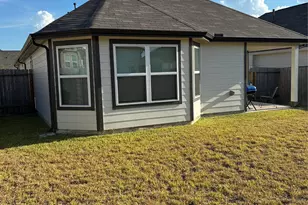 304 Caribou Ct, Huntsville, TX 77320 - Photo 3