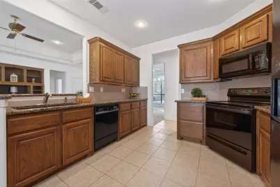 5030 Highland Pass, Montgomery, TX 77316 - Photo 3