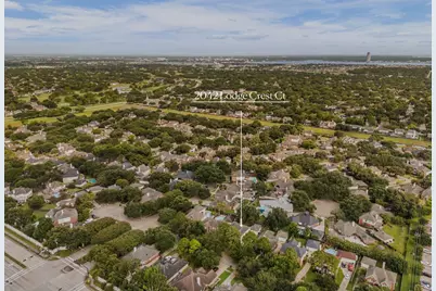 2042 Lodge Crest Court, League City, TX 77573 - Photo 35