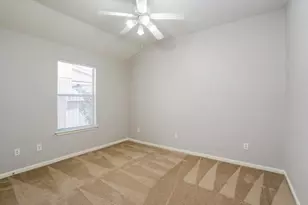 26019 Chapman Falls Dr, Richmond, TX 77406 - Photo 13