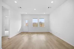 21831 Yellow Pineapple Ln, Cypress, TX 77433 - Photo 5