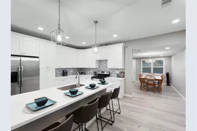 4019 Avenue S, Galveston, TX 77550 - Photo 11