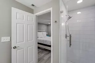 4019 Ave S, Galveston, TX 77550 - Photo 17