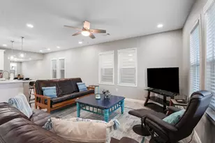 4019 Ave S, Galveston, TX 77550 - Photo 7