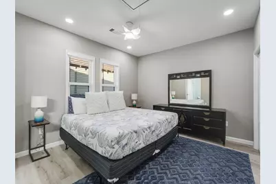 4019 Avenue S, Galveston, TX 77550 - Photo 25